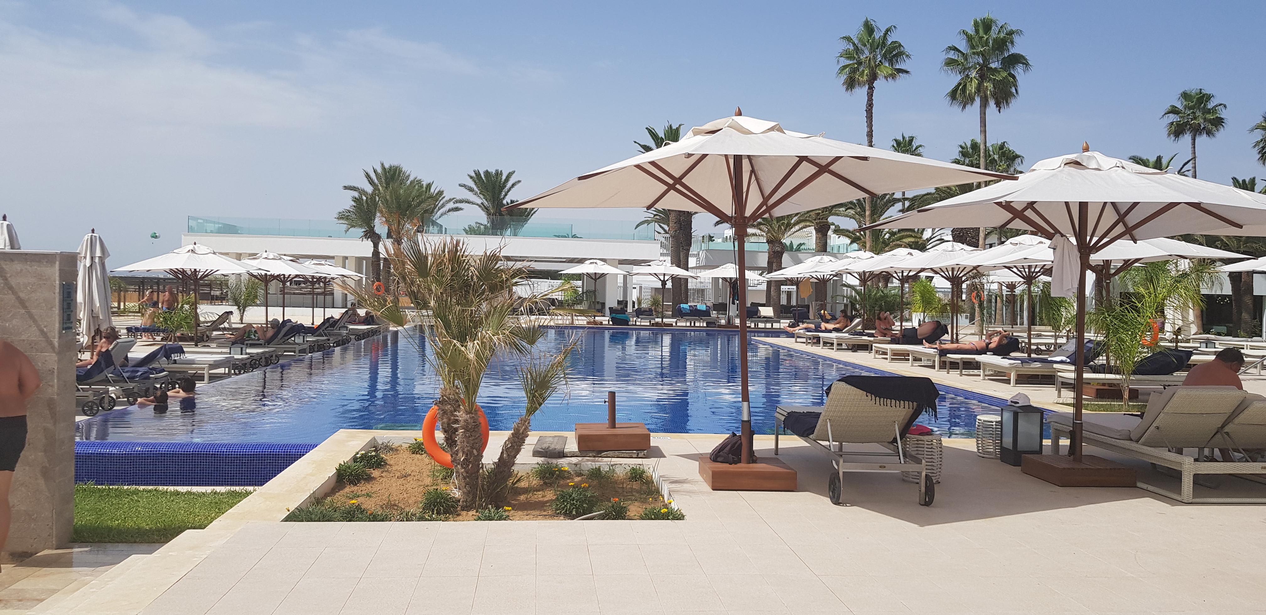 Les Orangers Garden Villas And Bungalows Ultra All Inclusive Хамамет Екстериор снимка The swimming pool at the hotel