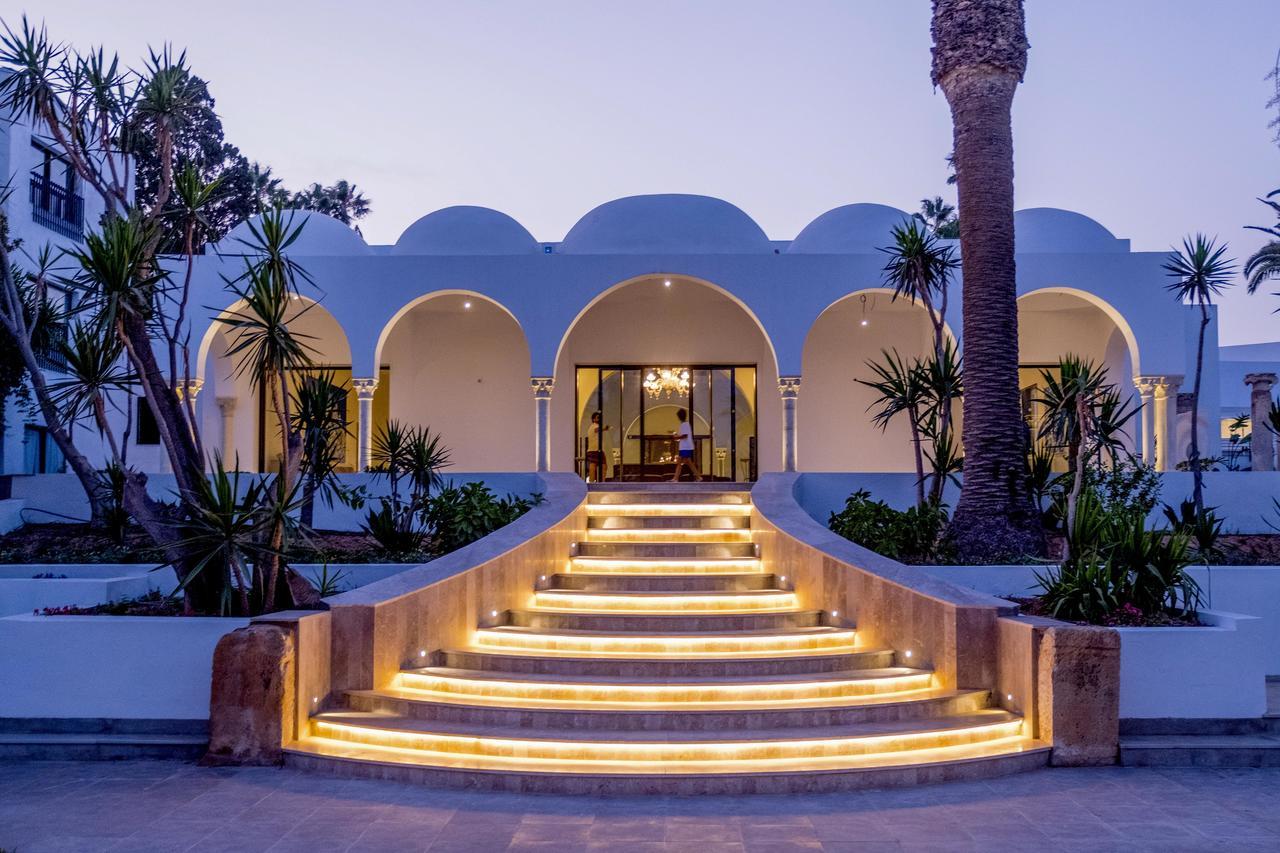Les Orangers Garden Villas And Bungalows Ultra All Inclusive Хамамет Екстериор снимка The entrance of the hotel