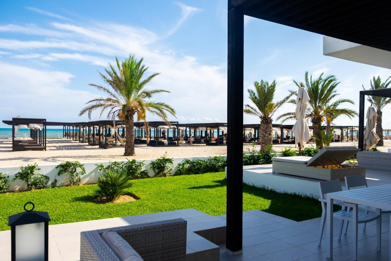Les Orangers Garden Villas And Bungalows Ultra All Inclusive Хамамет Екстериор снимка Beach at the hotel