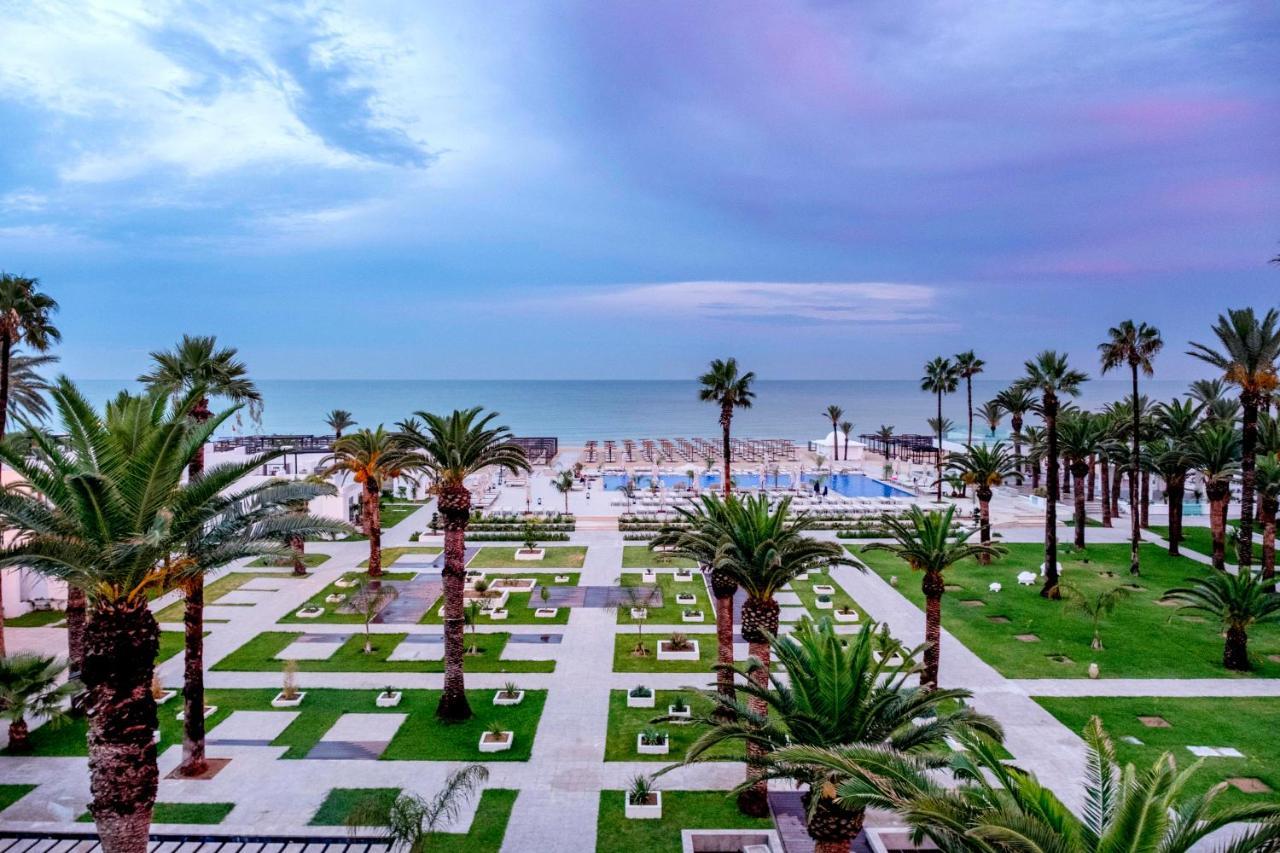 Les Orangers Garden Villas And Bungalows Ultra All Inclusive Хамамет Екстериор снимка The beach of the hotel
